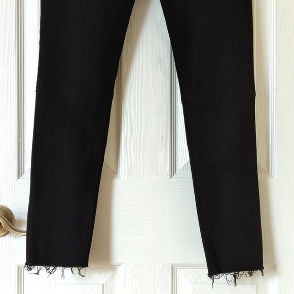 Etienne Marcel High Rise Zip Pocket Ankle Cropped Raw Hem Skinny Jeans Black 28 - Picture 3 of 16